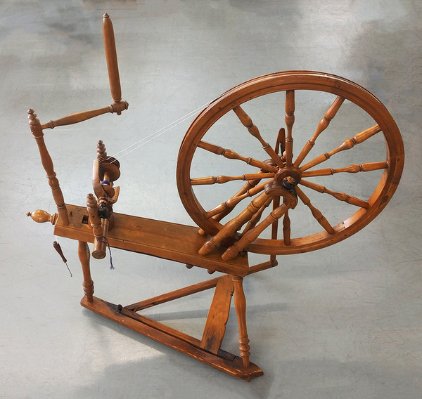 Used Aunt Helen's Swedish Saxony Flax Wheel | Used Spinning Wheels