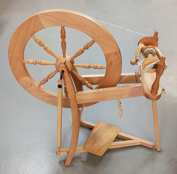 Used Ashford Traditional - Basically brand new! | Used Spinning Wheels