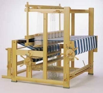 Glimakra Standard Floor Loom: Countermarch (expands up to 10-shaft) | Glimakra Standard Loom